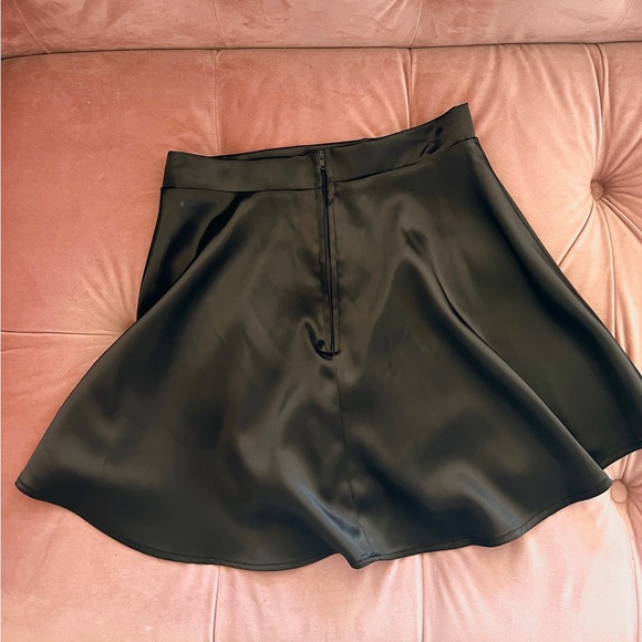 Silk Bolero & Skirt - Picture 3 of 3